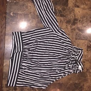 Striped, 1 long sleeve shirt